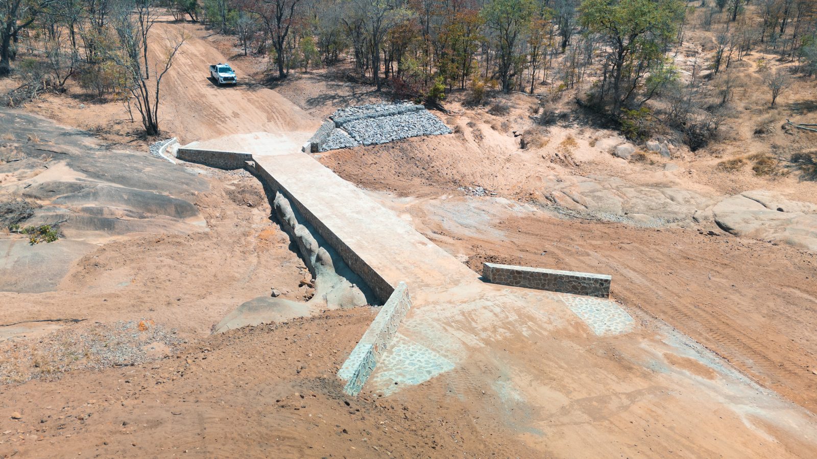 Mandebvu Contracting site
