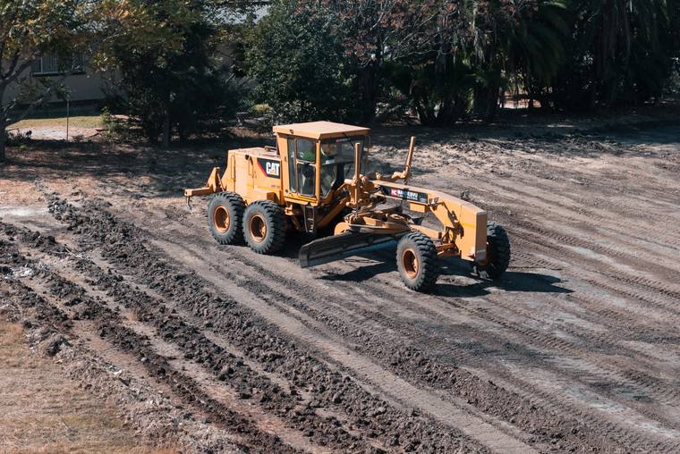Grader on the prepared platform